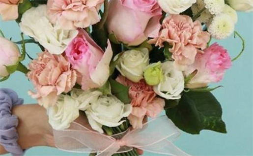 八字四柱算命(八字四柱算命排盘)