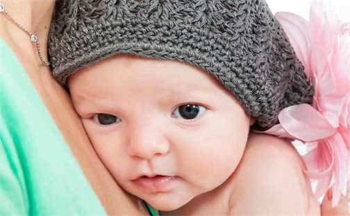 周姓女孩子取名