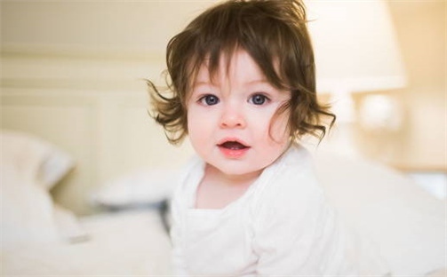 2026年04月24日农历二〇二六年三月初八出生的梁姓女宝宝取名全攻略